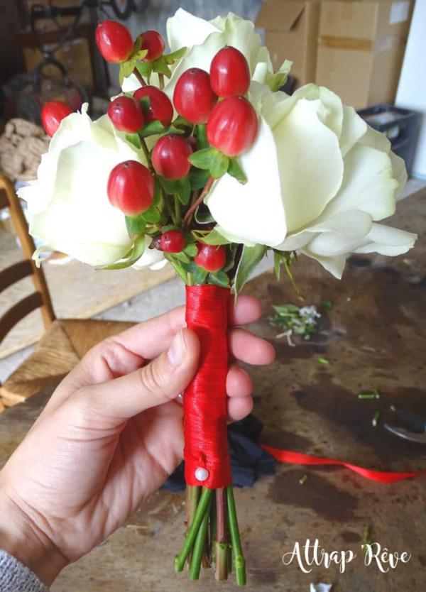 Une déco florale pour un mariage en rouge et blanc 2