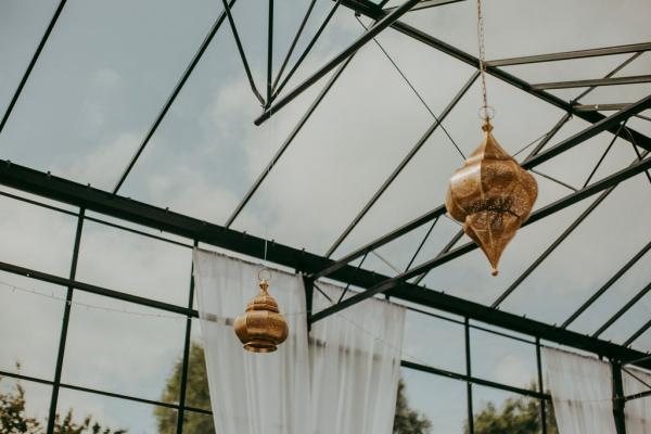 Entre Orient et Occident: un mariage aux notes orientales au cœur d'un château breton 8