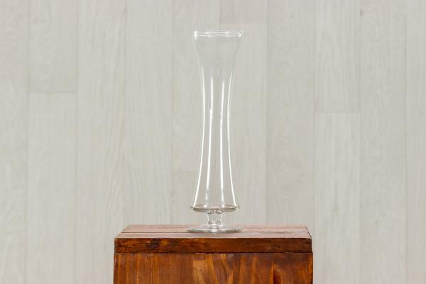 Vase en verre sur pied